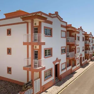 apartamentos-monte-da-vinha-i.hotelaalgarve.com/